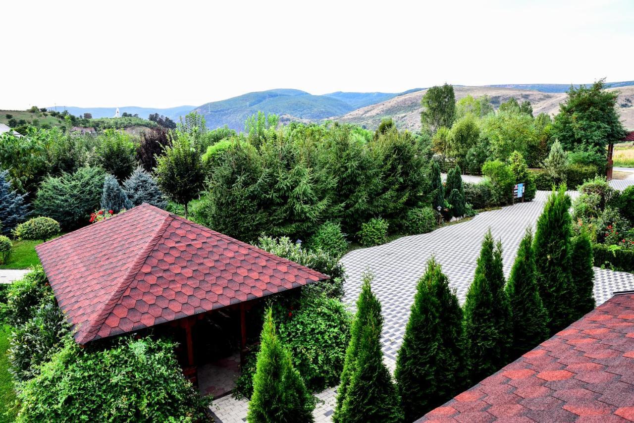 Casa Moteasca Hotel Mihai Viteazu  Екстериор снимка