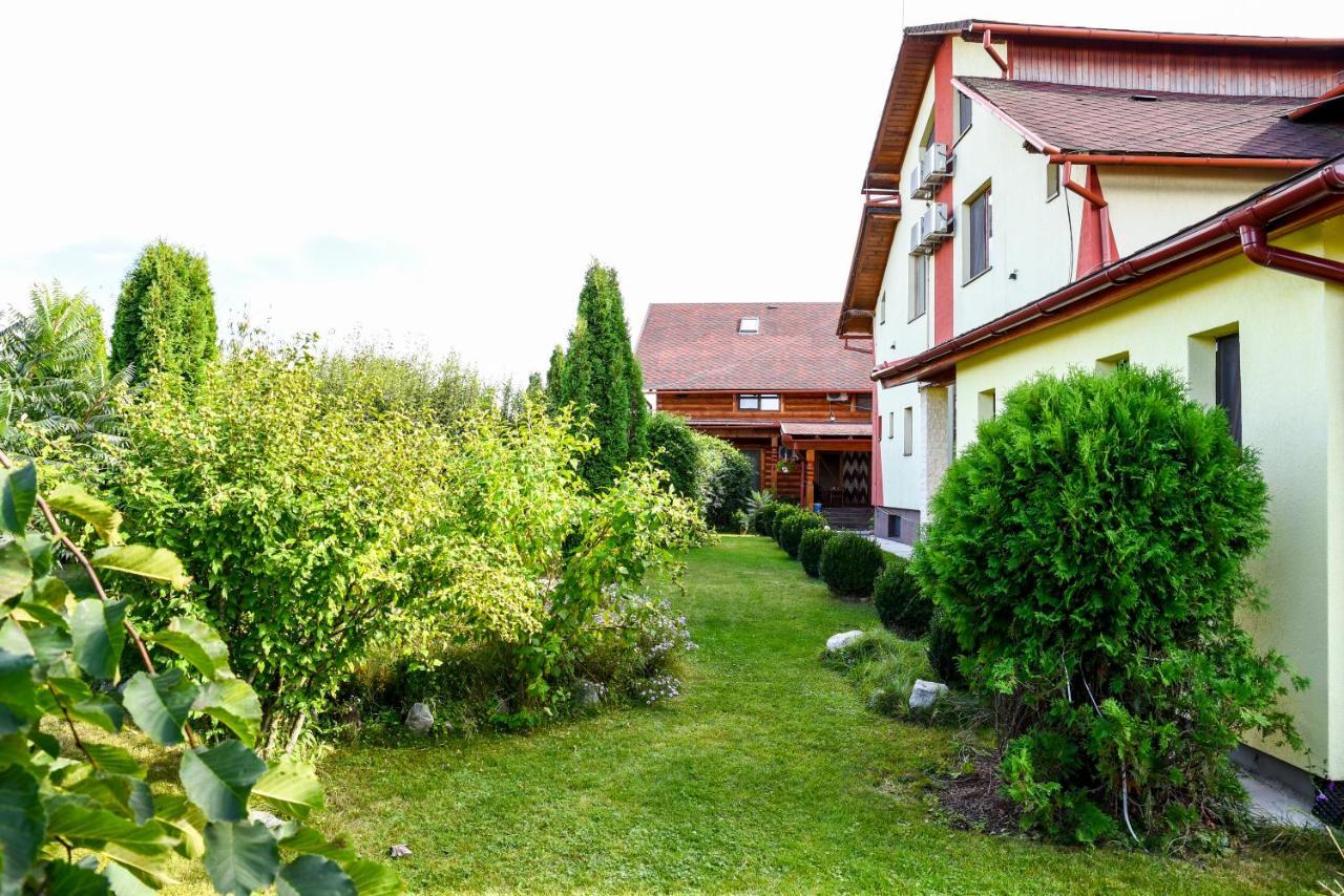 Casa Moteasca Hotel Mihai Viteazu  Екстериор снимка