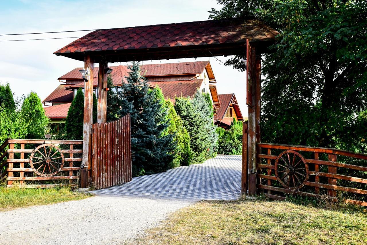 Casa Moteasca Hotel Mihai Viteazu  Екстериор снимка