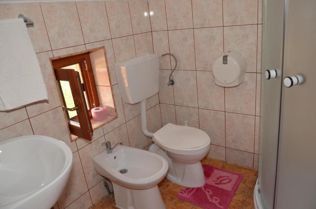 Casa Moteasca Hotel Mihai Viteazu  Стая снимка