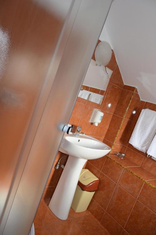 Casa Moteasca Hotel Mihai Viteazu  Стая снимка