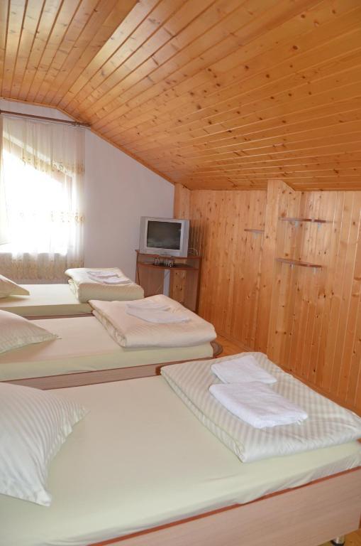 Casa Moteasca Hotel Mihai Viteazu  Стая снимка