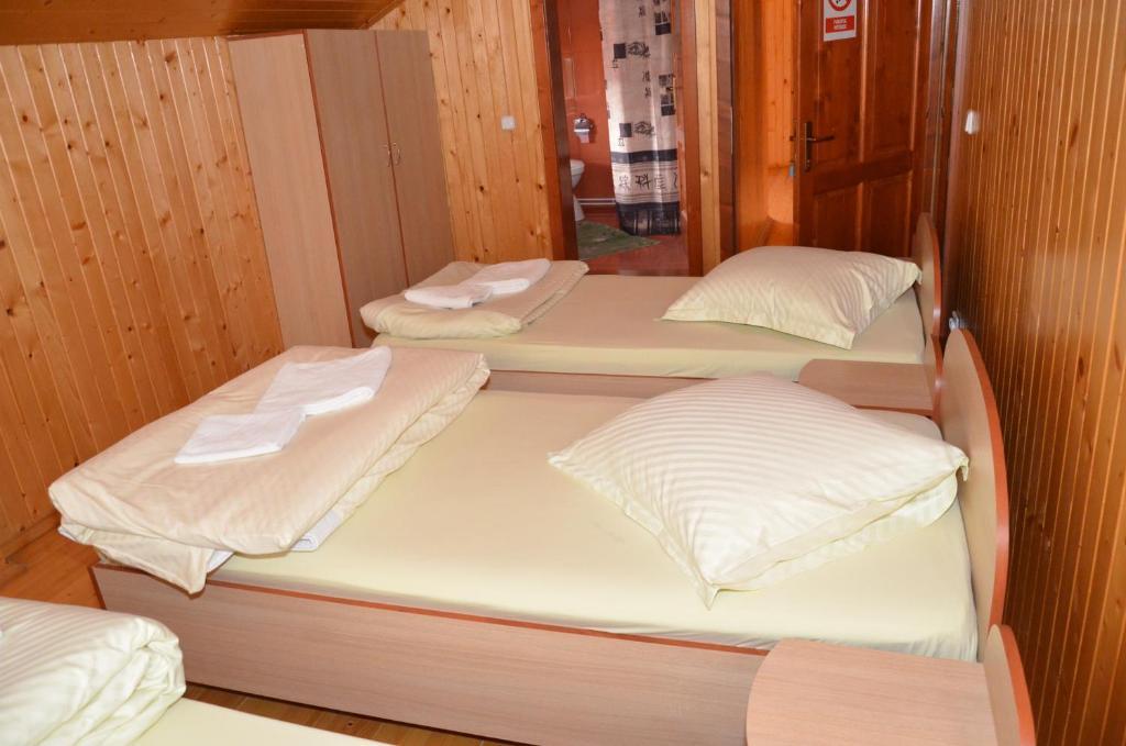Casa Moteasca Hotel Mihai Viteazu  Стая снимка
