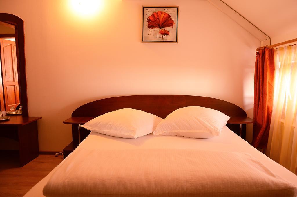 Casa Moteasca Hotel Mihai Viteazu  Екстериор снимка